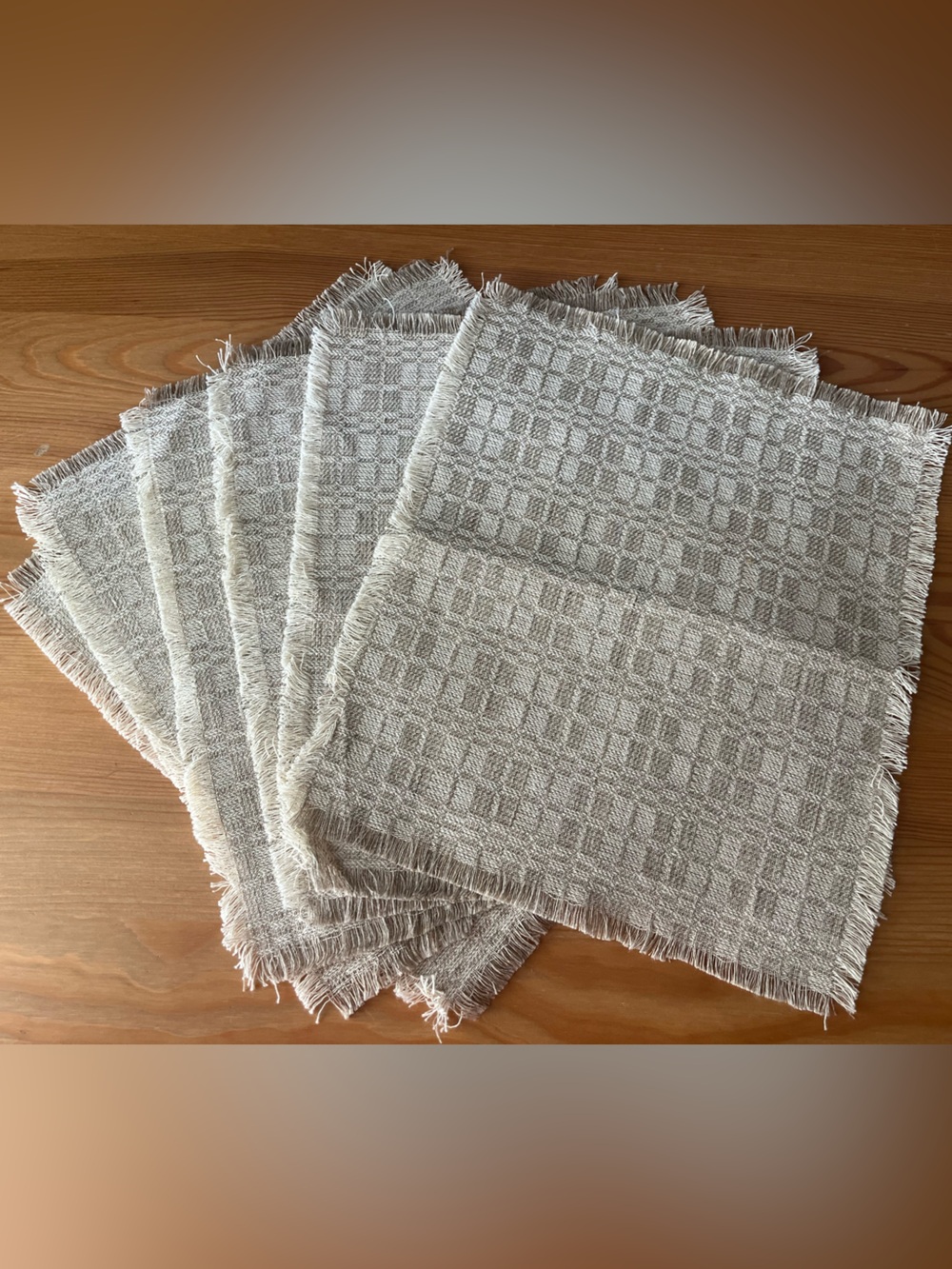 Set of 6 Rustic Frayed-Edge Linen Napkins
